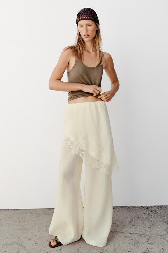Pantalon paréo large en dentelle