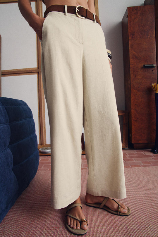 Pantalon-culotte en lin avec ceinture