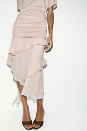 Robe contrastée à volants