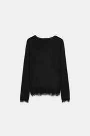 Pull en maille à détails en dentelle