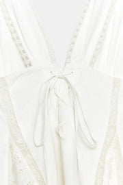 Robe mini découpes en dentelle