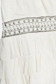 Robe en mousseline à volants à clous