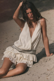 Robe en mousseline à volants à clous