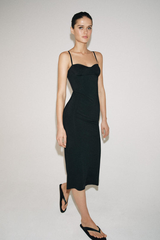 Robe à décolleté cœur