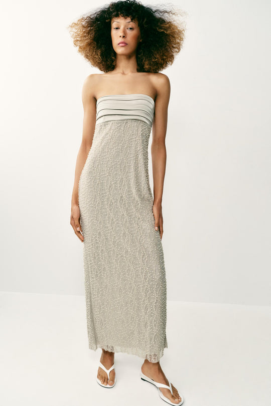 Robe bustier à perles
