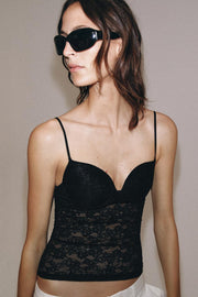 Top à bretelles en dentelle