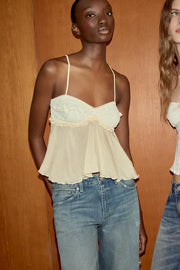 Top lingerie contrasté en dentelle