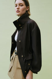 Veste à col montant taille réglable