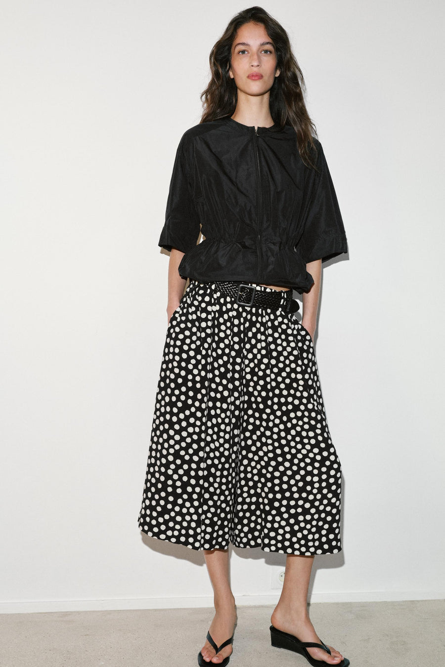 Pantalon-culotte à pois avec ceinture