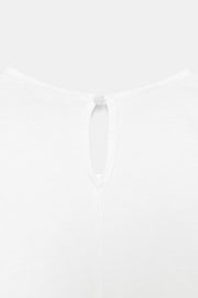 Top en dentelle sans manches