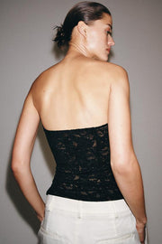 Corset en dentelle