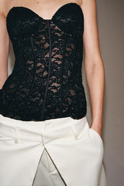 Corset en dentelle