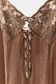 Robe contrastée au crochet