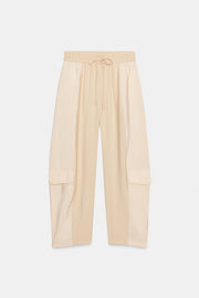 Pantalon coupe barrel contrasté