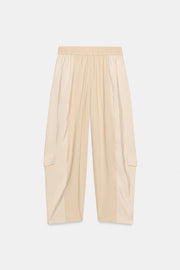 Pantalon coupe barrel contrasté