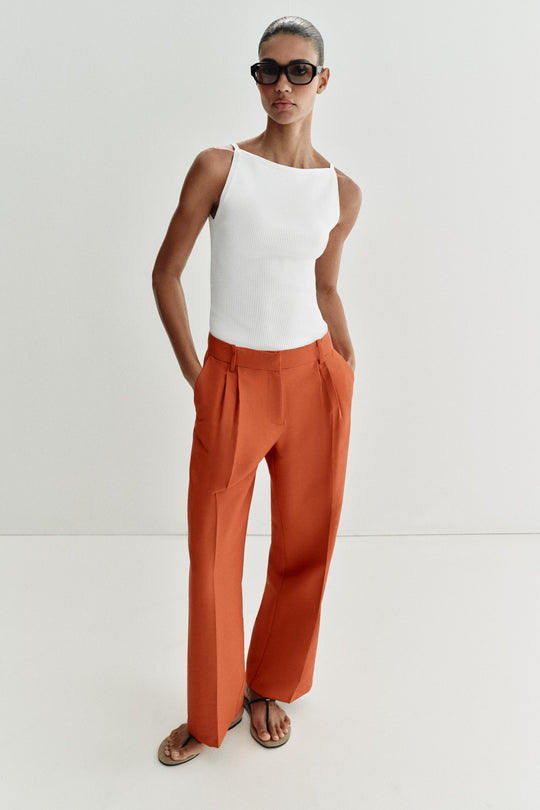 Pantalon droit à pinces