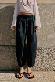 Pantalon coupe barrel en popeline
