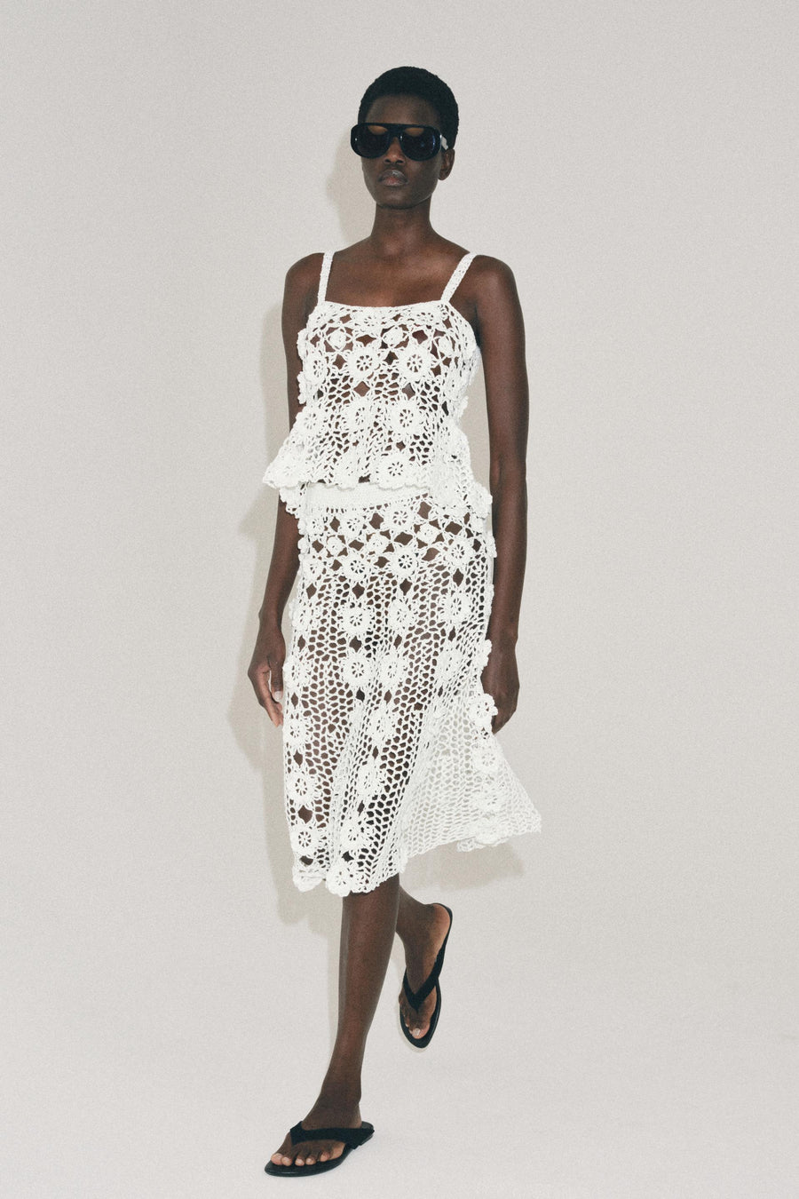 Top en maille crochetée à fleurs