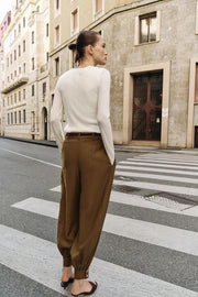 Pantalon bouffant avec ceinture chaîne