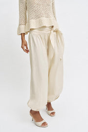 Pantalon bouffant à lien noué
