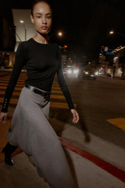 Jupe midi à carreaux avec ceinture