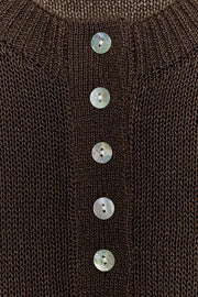 Pull en maille à manches courtes à boutons