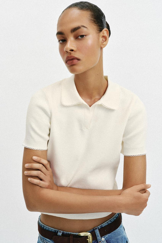 Polo en maille à dentelle contrastée