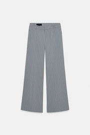 Pantalon évasé à fines rayures