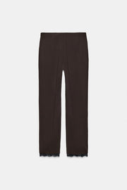Pantalon court en dentelle