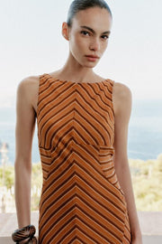Robe midi à dos ouvert à rayures