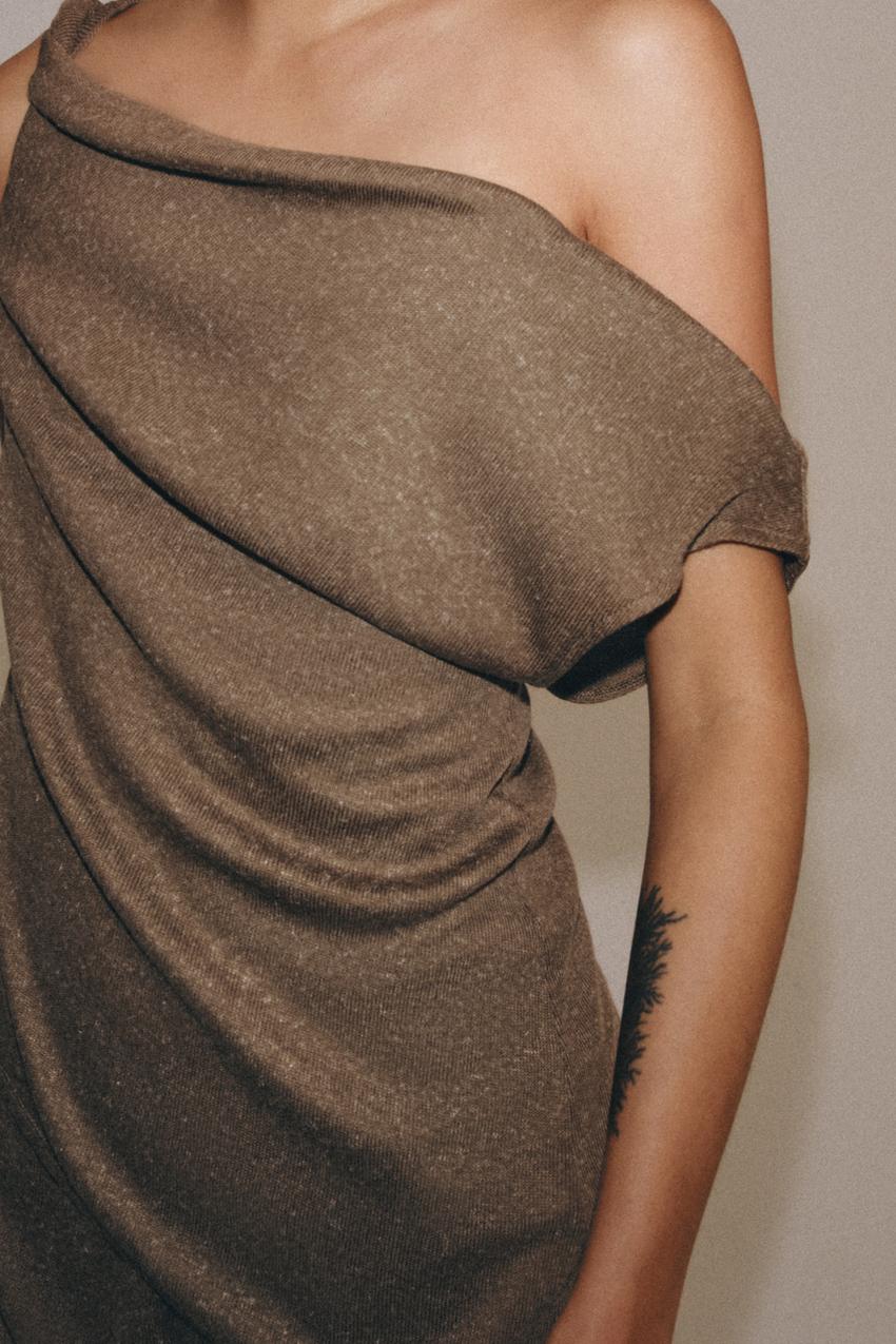 Top texturé asymétrique
