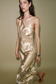 Robe nuisette asymétrique