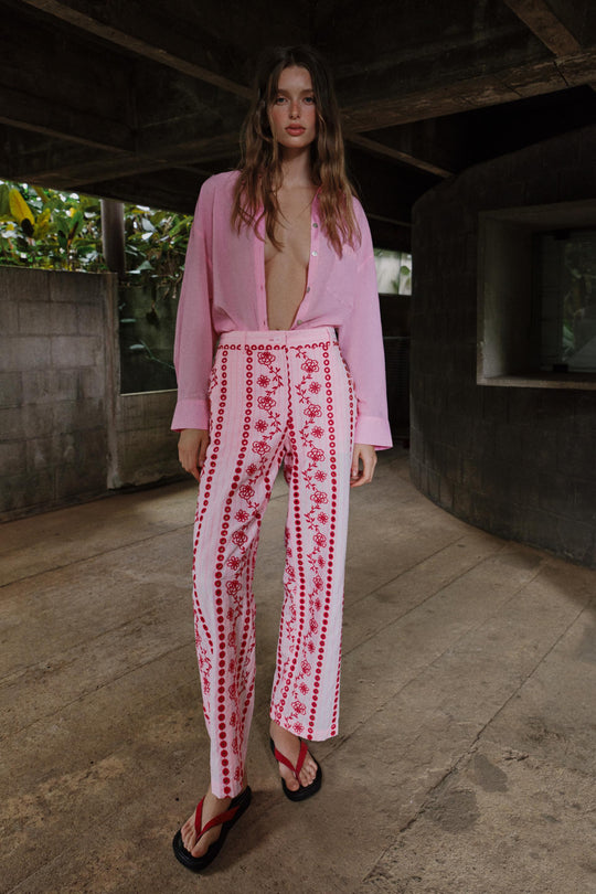 Pantalon à broderies ajourées