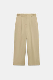 Pantalon taille basse à passants latéraux