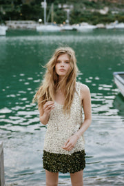 Top à bretelles et sequins