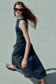 Robe midi en lin à dos ouvert