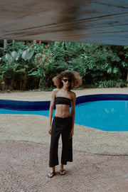Pantalon-culotte en lin avec ceinture tressée