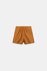 Short en lin à bouton recouvert