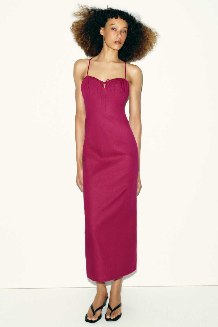Robe midi à bretelles en lin