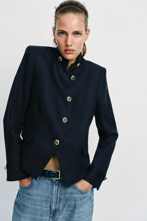 Blazer cintré à bouton doré