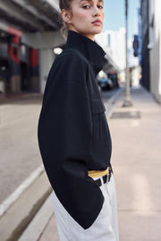 Veste courte à col montant
