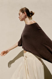 Pull cape court en maille