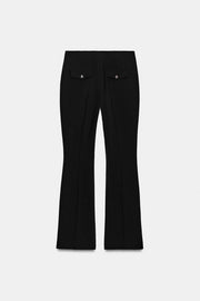 Pantalon coupe évasée à boutons
