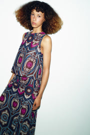 Top à broderies ajourées