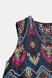 Top à broderies ajourées