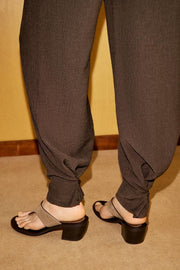 Pantalon texturé effet foulard