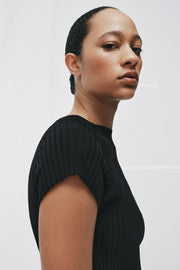 Top côtelé en maille asymétrique