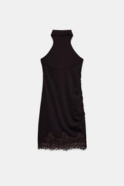 Robe dos-nu en dentelle