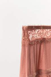 Jupe en georgette à dentelle