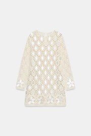 Robe en maille ajourée à perles